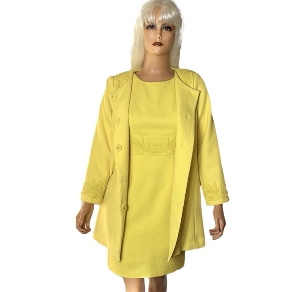 DARLING Abigail 60s Mod Yellow Textured Lace Coat & Dress Set Small/Medium vibe - Picture 4 of 16